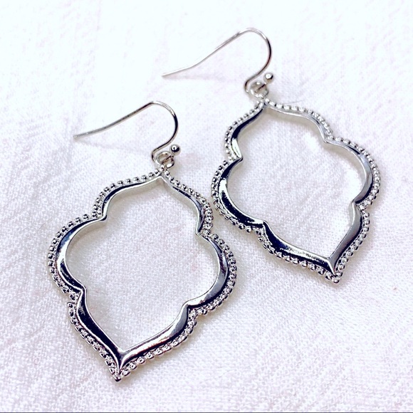 Jewelry - ❣️$25/3❣️ Sliver Plated Cloud Dangle Earrings